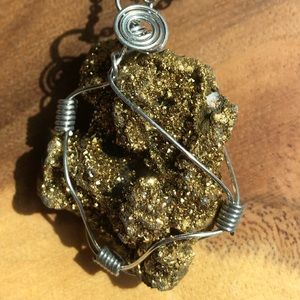 COPY - NWT Golden DRUZY QUARTZ Pendant 24”